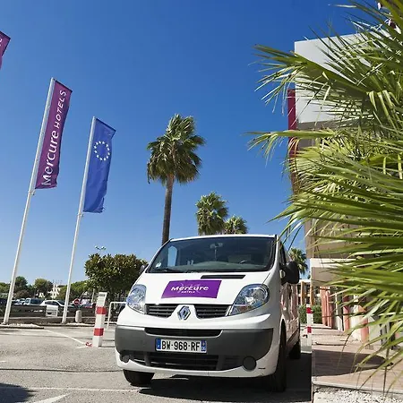 Ibis Styles Cap 3000 Aeroport 3* סאן-לורן-דו-ואר