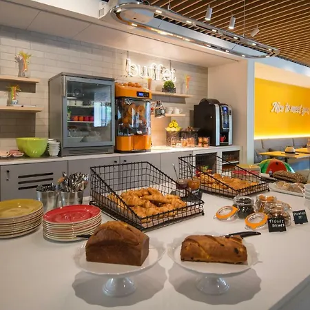 Ibis Styles Cap 3000 Aeroport סאן-לורן-דו-ואר