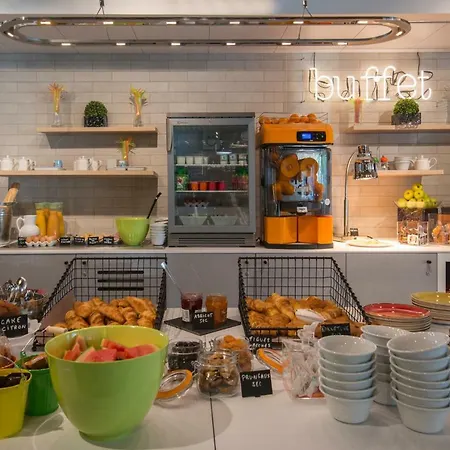 Ibis Styles Cap 3000 Aéroport 3*