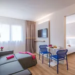 Ibis Styles Cap 3000 Aeroport 3*