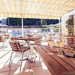 Ibis Styles Cap 3000 Aeroport 酒店 3*