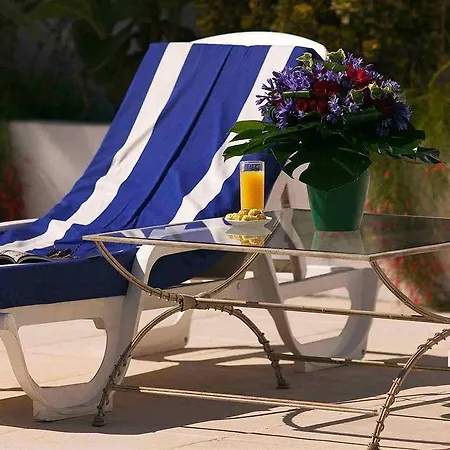 Hotell Ibis Styles Cap 3000 Aeroport 3*
