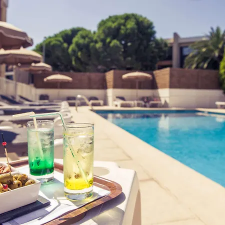 Ibis Styles Cap 3000 Aeroport Hotel 3*