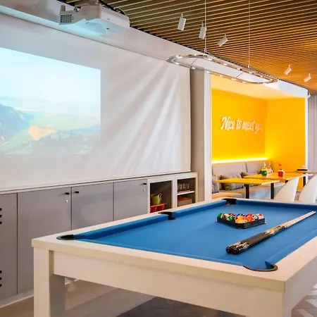 Ibis Styles Cap 3000 Aeroport Hotel 3*