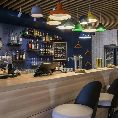 Ibis Styles Cap 3000 Aeroport