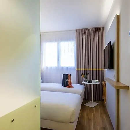 Ibis Styles Cap 3000 Aeroport Szálloda 3*