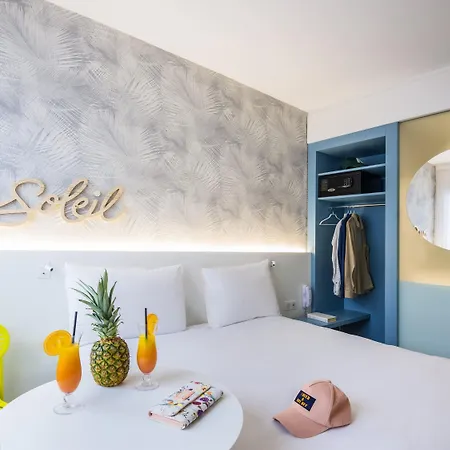 Ibis Styles Cap 3000 Aeroport מלון