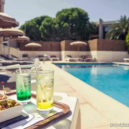 Ibis Styles Cap 3000 Aeroport Hotel