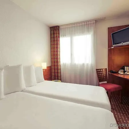 Ibis Styles Cap 3000 Aeroport 3*
